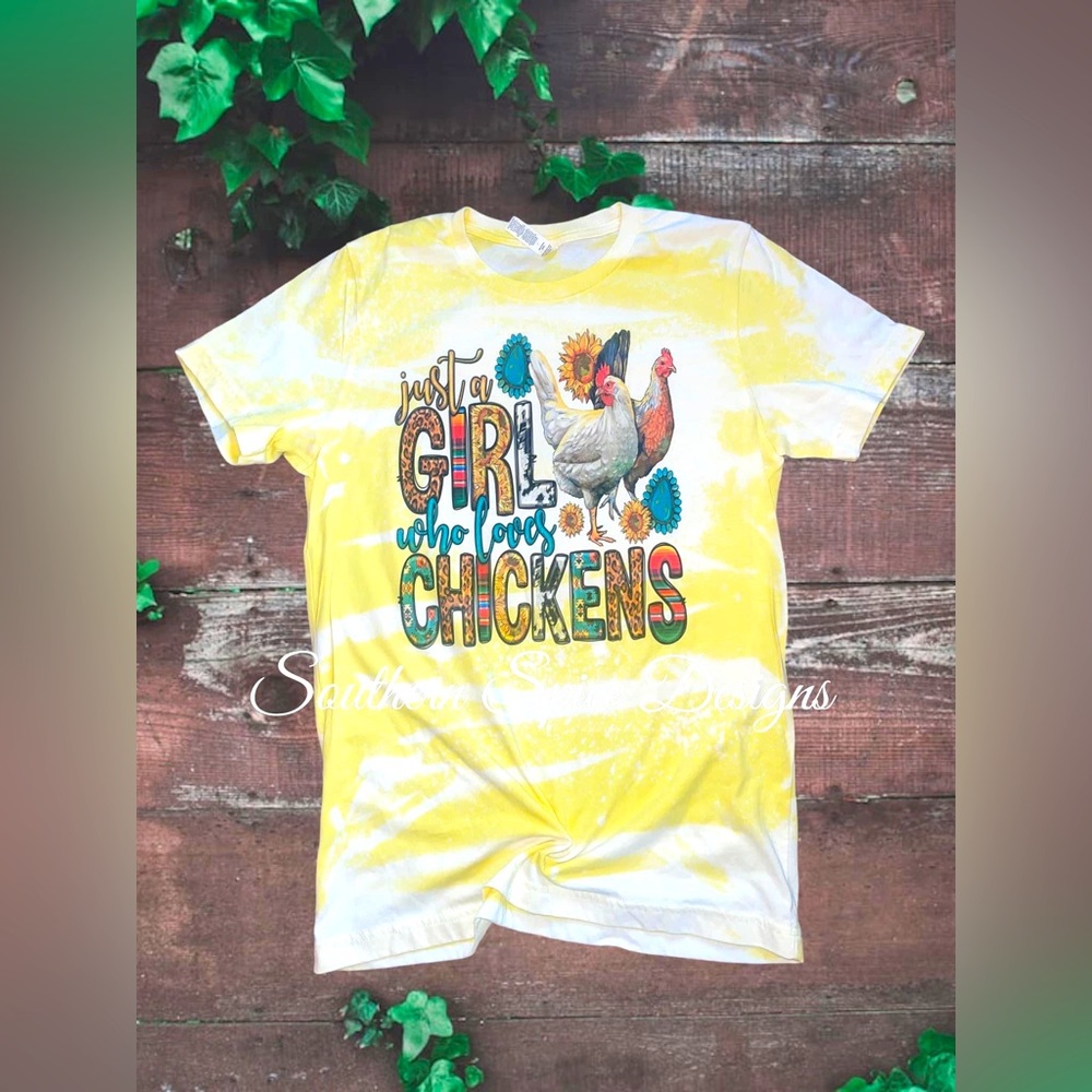 This girl loves chickens T shirt